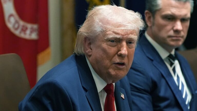 ترامب:-أرسلنا-أسلحة-إلى-المتظاهرين-في-إيران-لمواجهة-السلطات