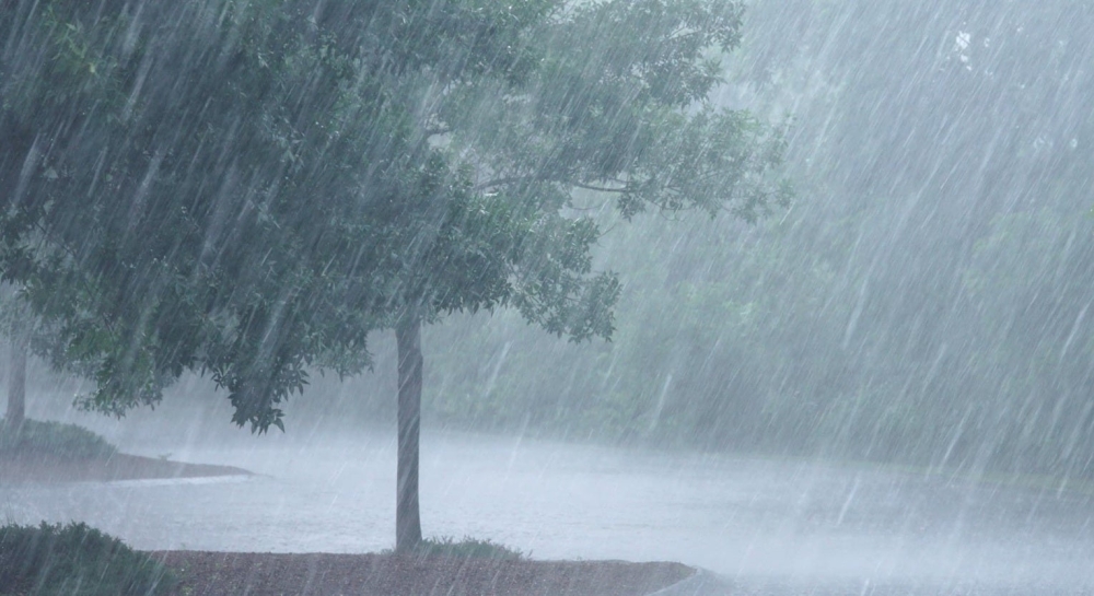 طقس-الخميس.-“إنذار-أحمر”-من-أمطار-غزيرة-على-أجزاء-من-3-مناطق