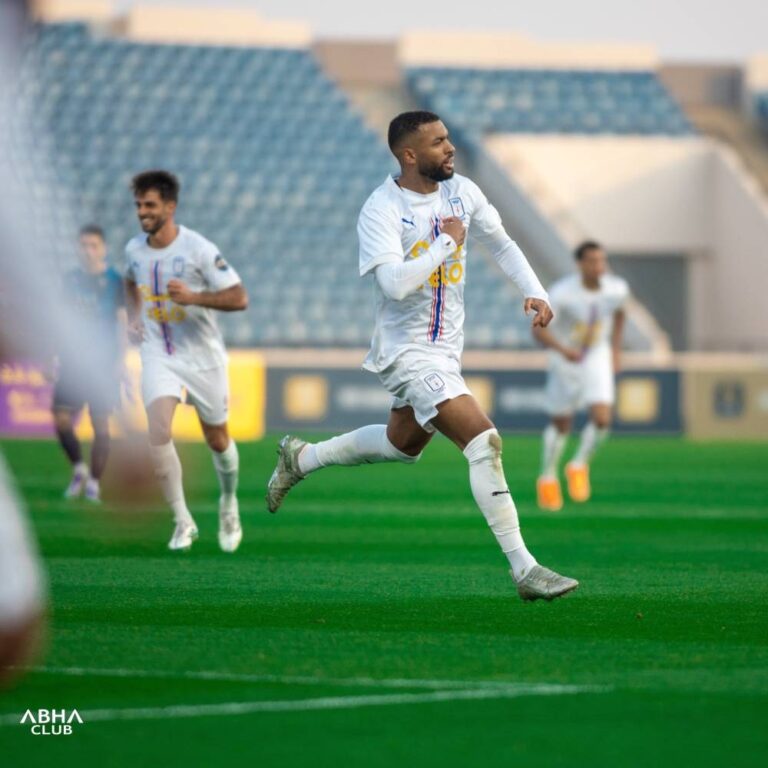 العلا-يختبر-صدارة-أبها