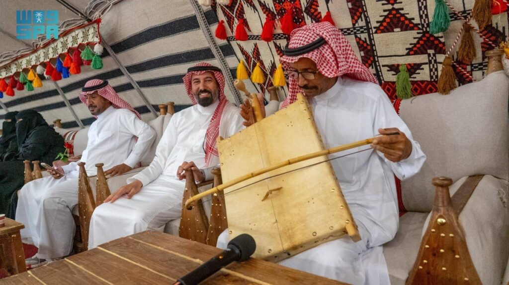 بيت الشعر في ليالي شتاء الجوف.. مضافة المهرجان ومكان لإبراز الفنون الشعبية