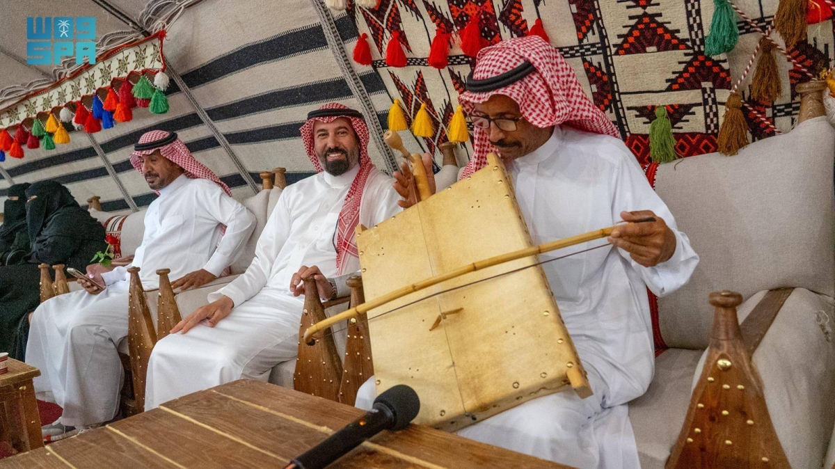 بيت-الشعر-في-ليالي-شتاء-الجوف.-مضافة-المهرجان-ومكان-لإبراز-الفنون-الشعبية