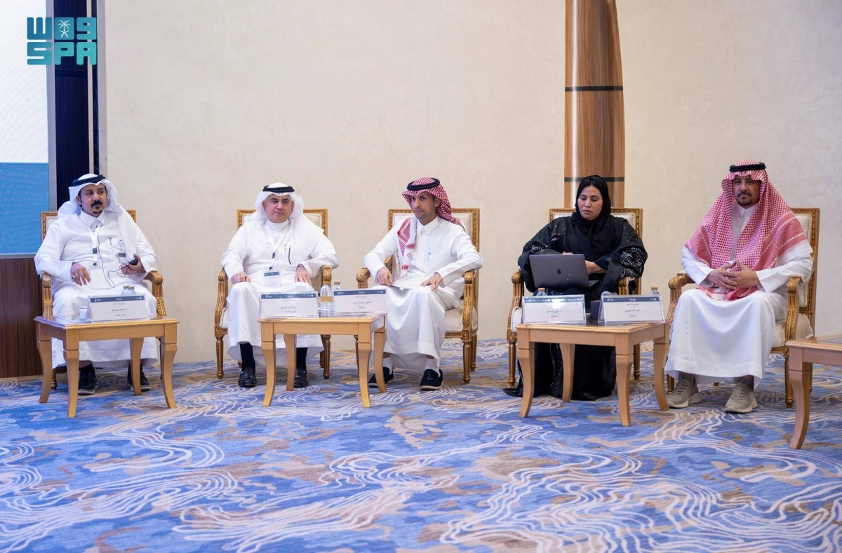 منتدى-إعلام-الذكاء-الاصطناعي-يناقش-أهمية-تقليص-الفجوة-بين-الجانب-النظري-والعملي