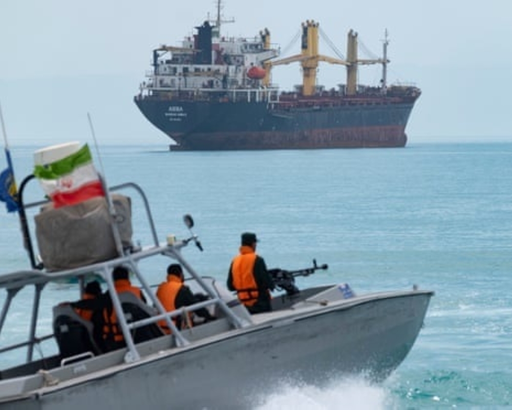 الاتحاد-الأوروبي:-مضيق-هرمز-منفعة-عامة-ونرفض-فرض-رسوم-على-عبوره