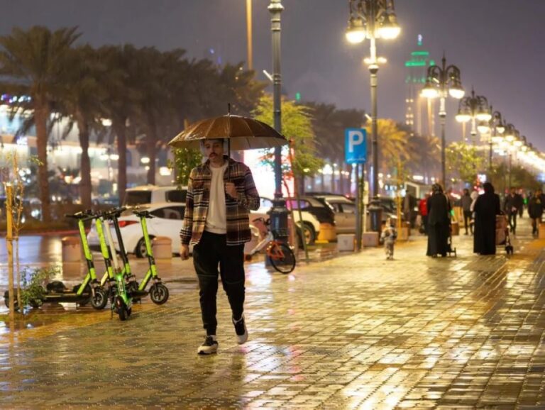 الدفاع-المدني-يحذر.-هذه-أماكن-الأمطار-على-منطقة-الرياض-حتى-الأحد