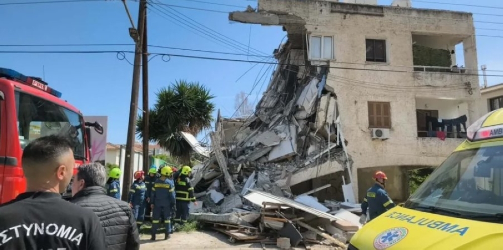 مقتل-شخصين-وإصابة-أربعة-إثر-انهيار-مبنى-في-جنوب-قبرص