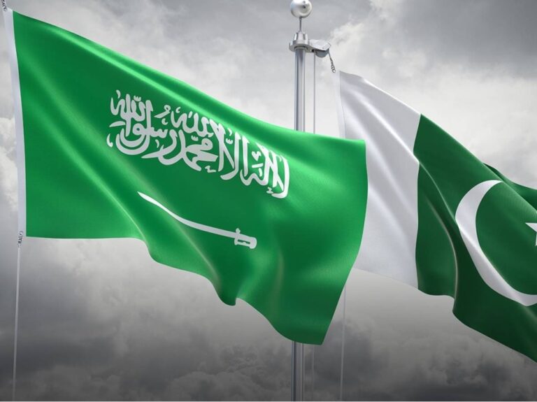 وصول-قوة-عسكرية-باكستانية-إلى-السعودية-لتعزيز-التعاون-الدفاعي