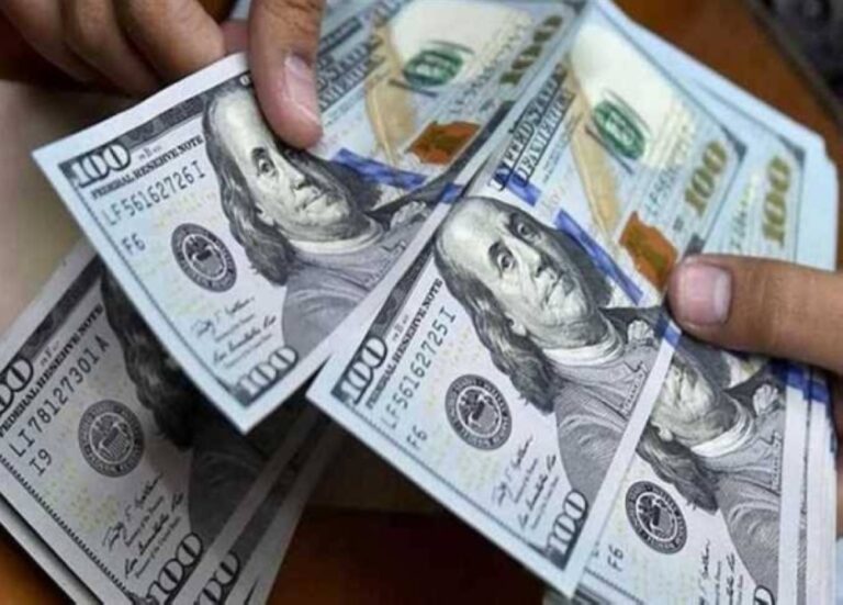 أرقام.-الدولار-يرتفع-إلى-أعلى-مستوى-له-خلال-أسبوع