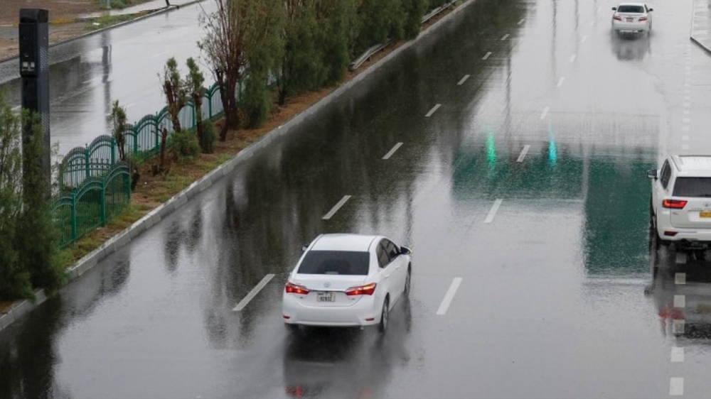 إنذار-أحمر.-أمطار-غزيرة-على-أجزاء-من-4-مناطق-اليوم-الثلاثاء