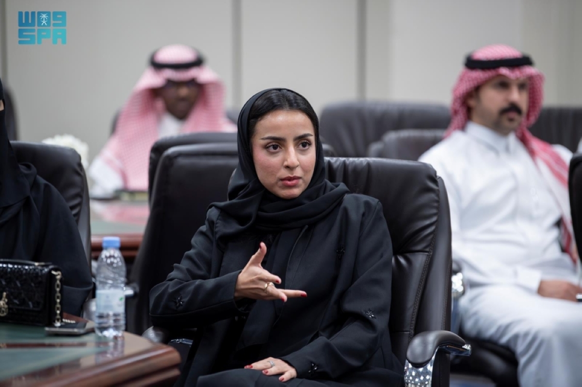 هيئة-الأدب-والنشر-والترجمة-تنظم-ورشة-عمل-
ضمن-البرنامج-التدريبي-المكثف-في-الترجمة-الفورية