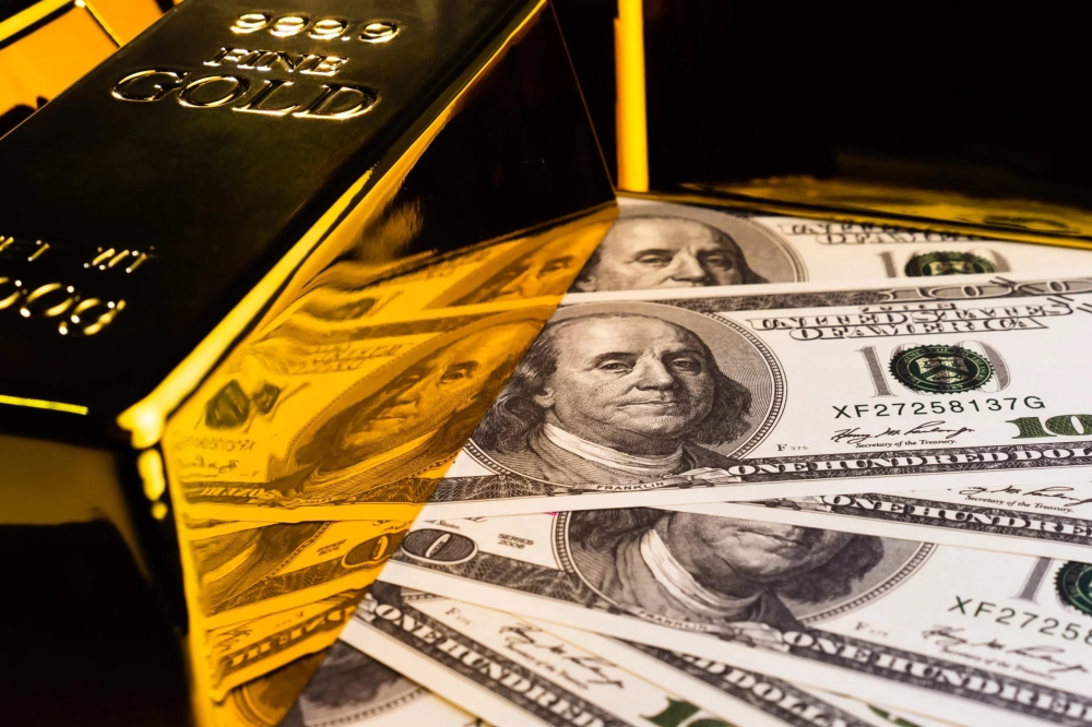 الذهب-يرتفع-مع-انخفاض-الدولار-وتجدد-آمال-التوصل-لتسوية-مع-إيران