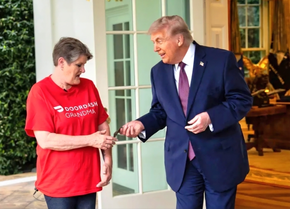 ترمب-يوجه-رسالة-إلى-طهران-عبر-عاملة-توصيل