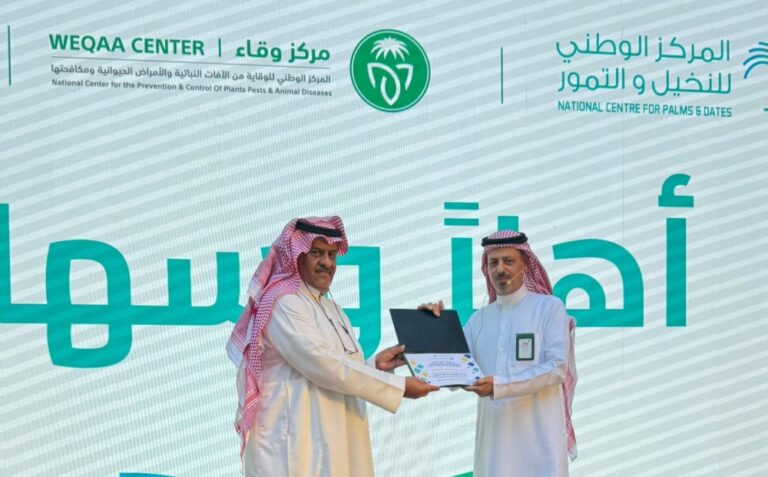 حماية-لـ37-مليون-نخلة.-ورشة-زراعية-بالأحساء-تحاصر-«حلم-الغبار»