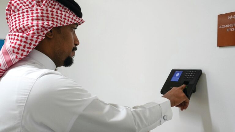 7-ساعات-عمل-يومياً.-تعليم-الأحساء-يطبق-المرحلة-الثالثة-لـ-«حضوري»