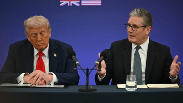 رافضًا-ضغوط-ترامب.-ستارمر-يجدد-رفضه-الانضمام-للحرب-على-إيران