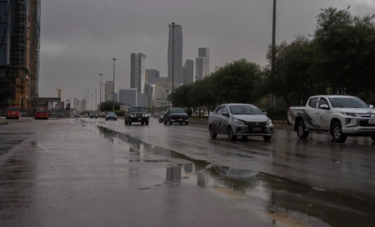 حتى-11-مساء.-أمطار-خفيفة-على-أجزاء-من-الشرقية