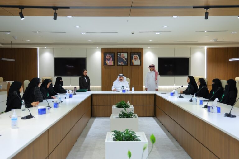 “البيئة”-تختتم-ملتقى-المسؤولية-الاجتماعية-بإطلاق-15-شراكة-تعزز-الاستدامة