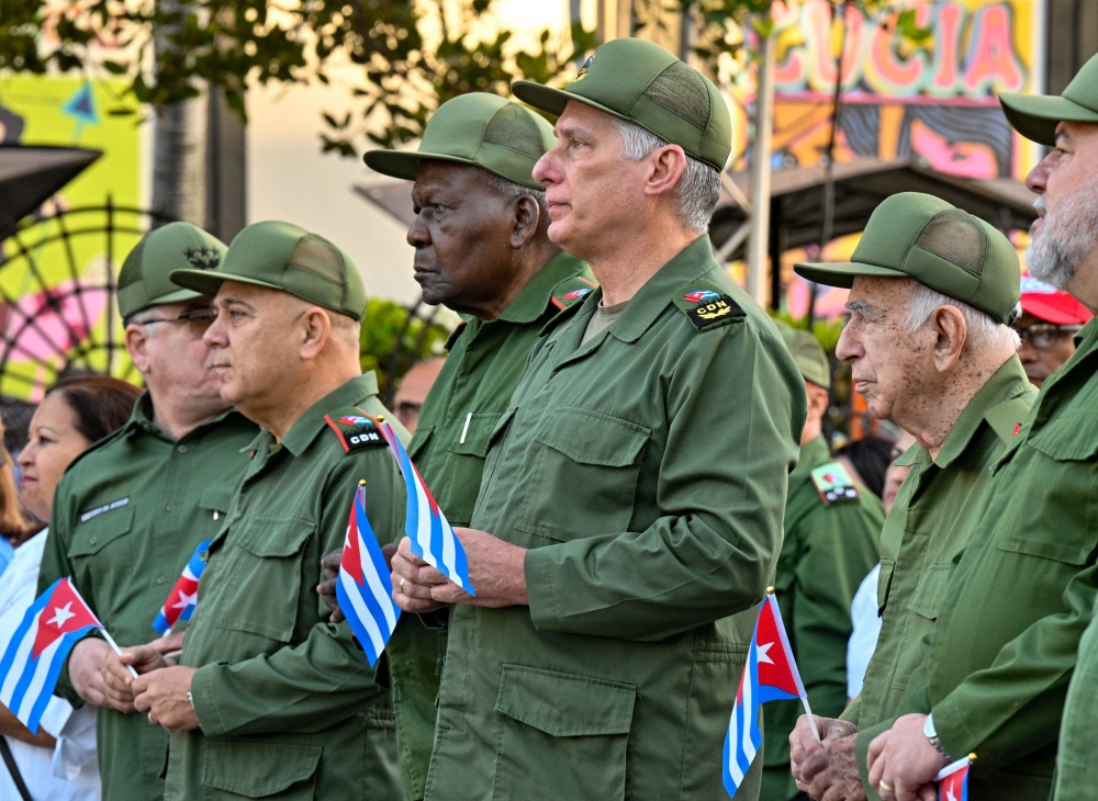 بعد-فنزويلا-وإيران.-الرئيس-الكوبي-يؤكد-الاستعداد-لهجوم-أمريكي-محتمل