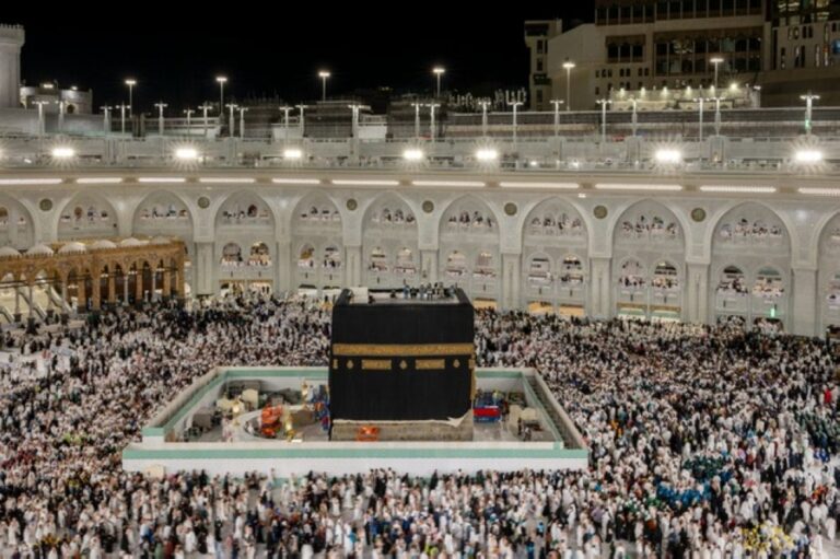 بأعلى-المعايير-العالمية.-اكتمال-الصيانة-الدورية-للكعبة-وحِجر-إسماعيل