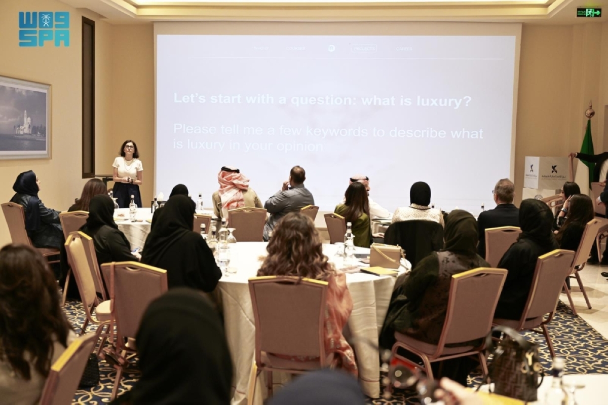 معهد-مارانجوني-ينقل-الحوار-العالمي-حول-تعليم-الأزياء-إلى-جدة