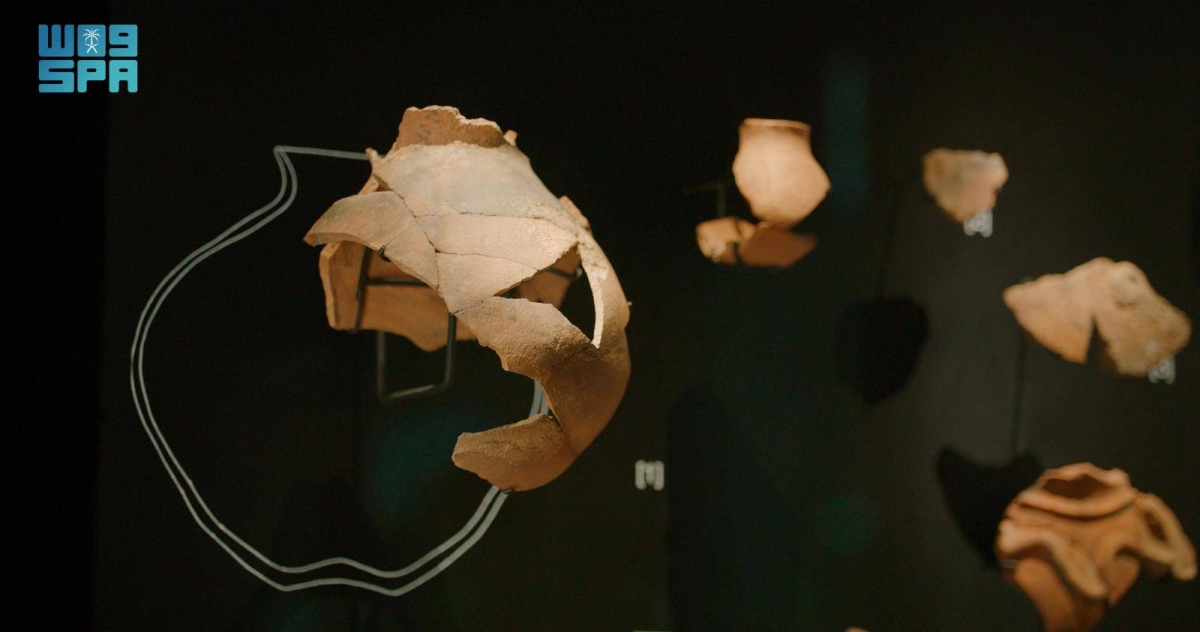 معرض-«اكتشافات-مضيئة»-يسلط-الضوء-على-تاريخ-دادان-في-العلا