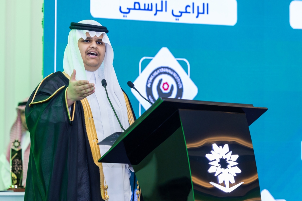 أمير-الشرقية-يرعى-حفل-تخريج-3464-متدربًا-في-منشآت-التدريب-التقني-بالمنطقة