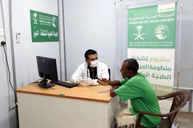 العيادة-المتنقلة-في-حجة-تقدم-خدماتها-لـ472-مستفيدًا-خلال-أسبوع