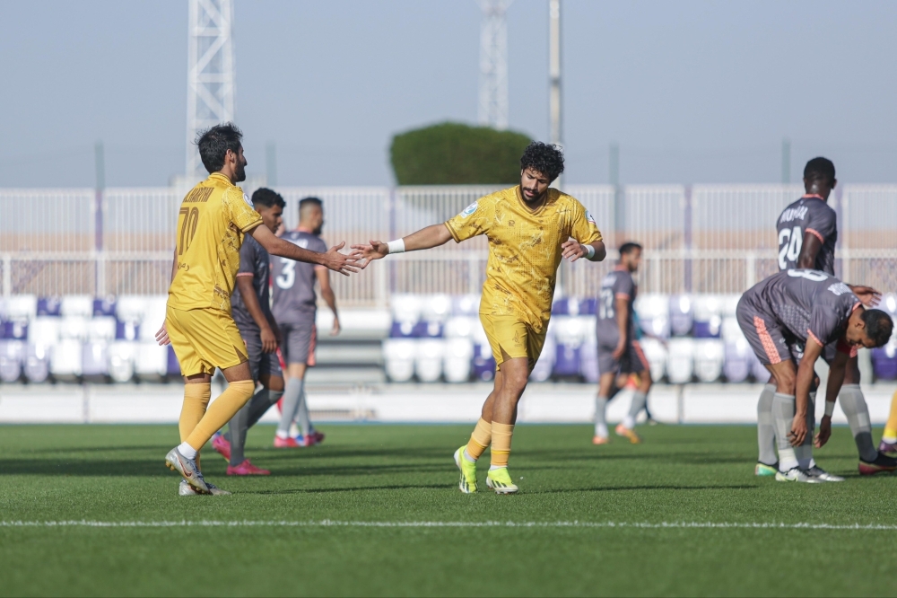 الصقر-والجيل-على-لقب-الثانية