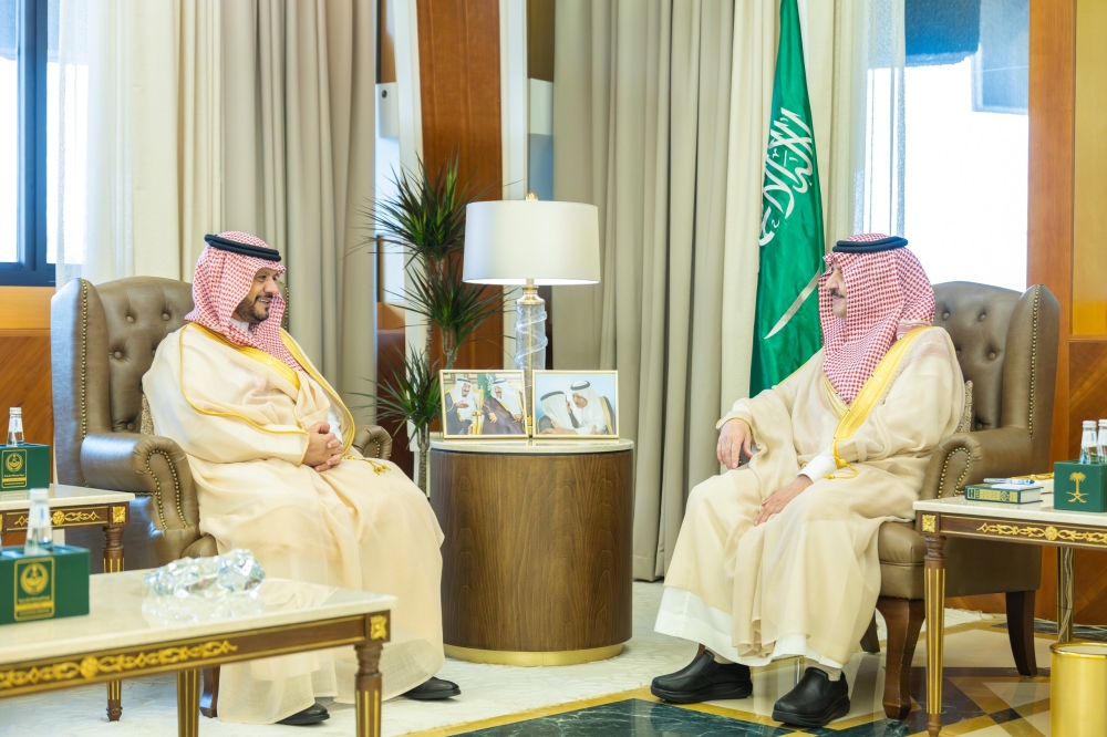 أمير-الشرقية-يستقبل-مساعد-وزير-الموارد-البشرية-والتنمية-الاجتماعية-للخدمات-المشتركة