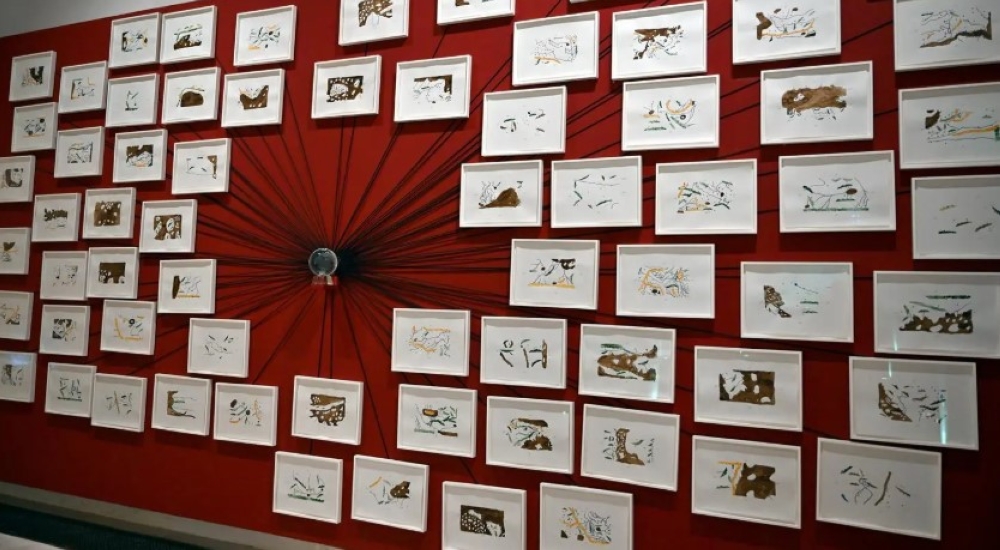 صور.-أكثر-من-ألف-قطعة-أثرية-وفنية-تروي-تاريخ-البحر-الأحمر-بمتحف-جدة