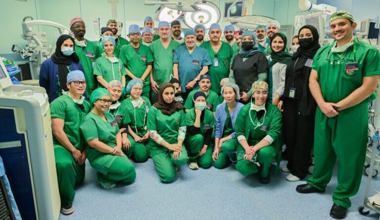 بعد-18-ساعة-ونصف.-استكمال-مراحل-عملية-فصل-التوأم-الملتصق-الفلبيني