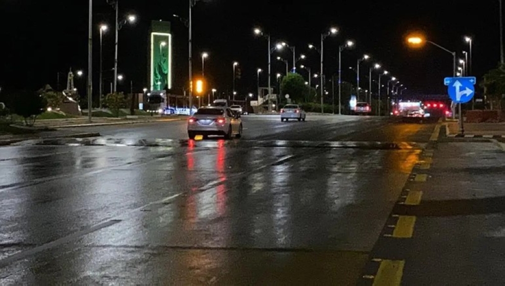 طقس-الجمعة.-أمطار-رعدية-وسيول-وضباب-ورياح-مثيرة-للأتربة