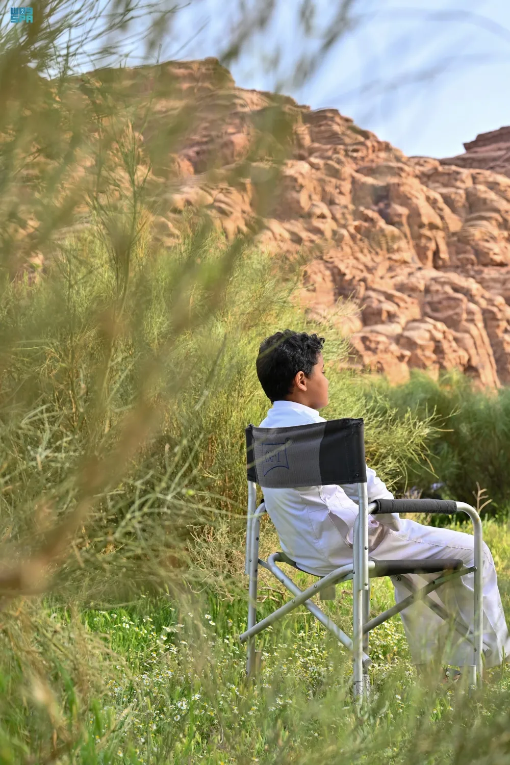 تبوك.-فيضة-“النجيلة”-تجذب-الأهالي-والزوار-للاستمتاع-بأجواء-الربيع