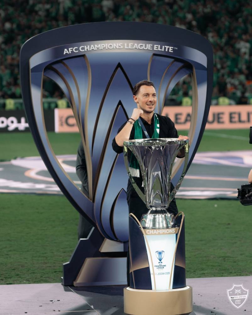 يايسله-مدرب-طموح-فرض-إيقاعه-ومشروعه