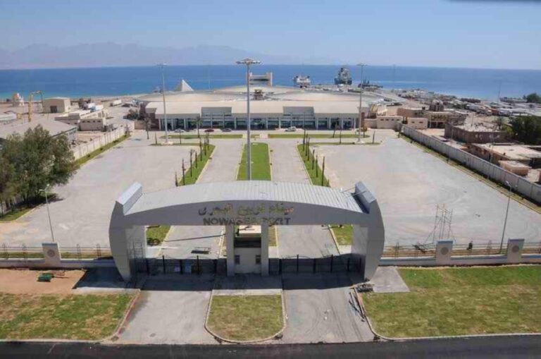 مصر.-إعادة-فتح-ميناء-نويبع-البحري-واستئناف-الملاحة-مع-تحسن-الأحوال-الجوية