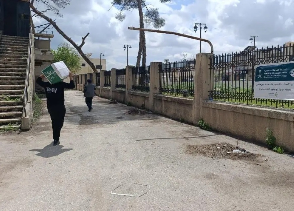 “الملك-سلمان-للإغاثة”-يوزع-2.181-سلة-غذائية-في-حلب-بسوريا