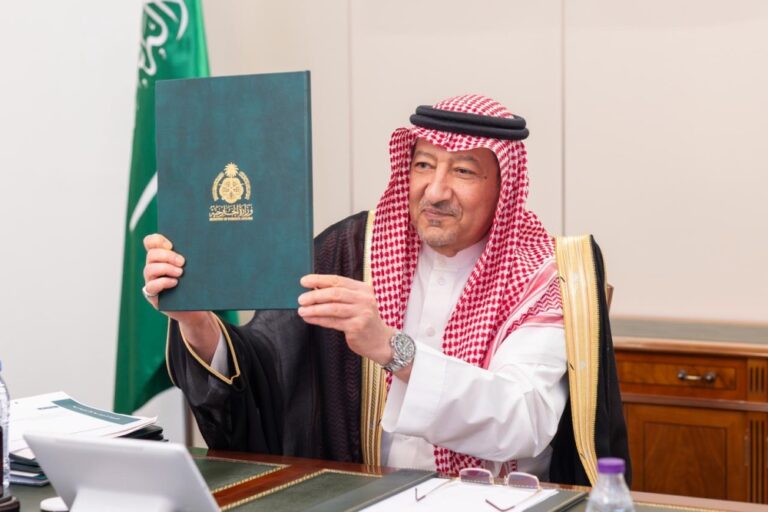 “الخريجي”-ونظيره-التركي-يترأسان-اجتماع-اللجنة-السياسية-بمجلس-التنسيق