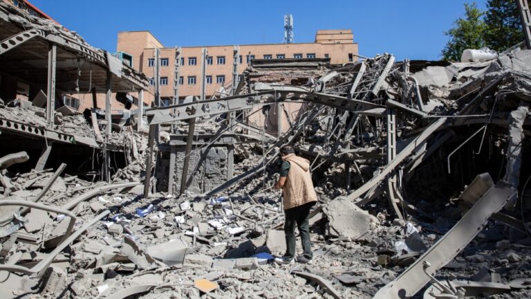 مسؤول-أمريكي:-الخيارات-العسكرية-مطروحة-في-إيران-واحتمال-الغزو-البري-محدود