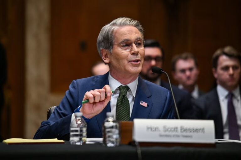 بيسنت:-شبكة-التمويل-الخفي-تساعد-إيران-في-تأجيج-العنف-بالمنطقة