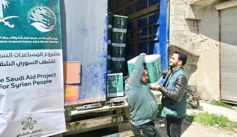 “الملك-سلمان-للإغاثة”-يوزع-2.589-سلة-غذائية-في-حلب-بسوريا