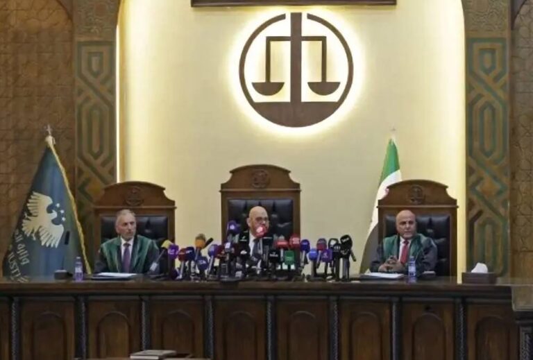 حين-تقلب-العدالة-الأدوار
-قاضي-دمشق-من-قفص-الإعدام-إلى-منصة-الحكم