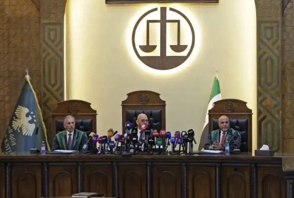 حين-تقلب-العدالة-الأدوار
-قاضي-دمشق-من-قفص-الإعدام-إلى-منصة-الحكم