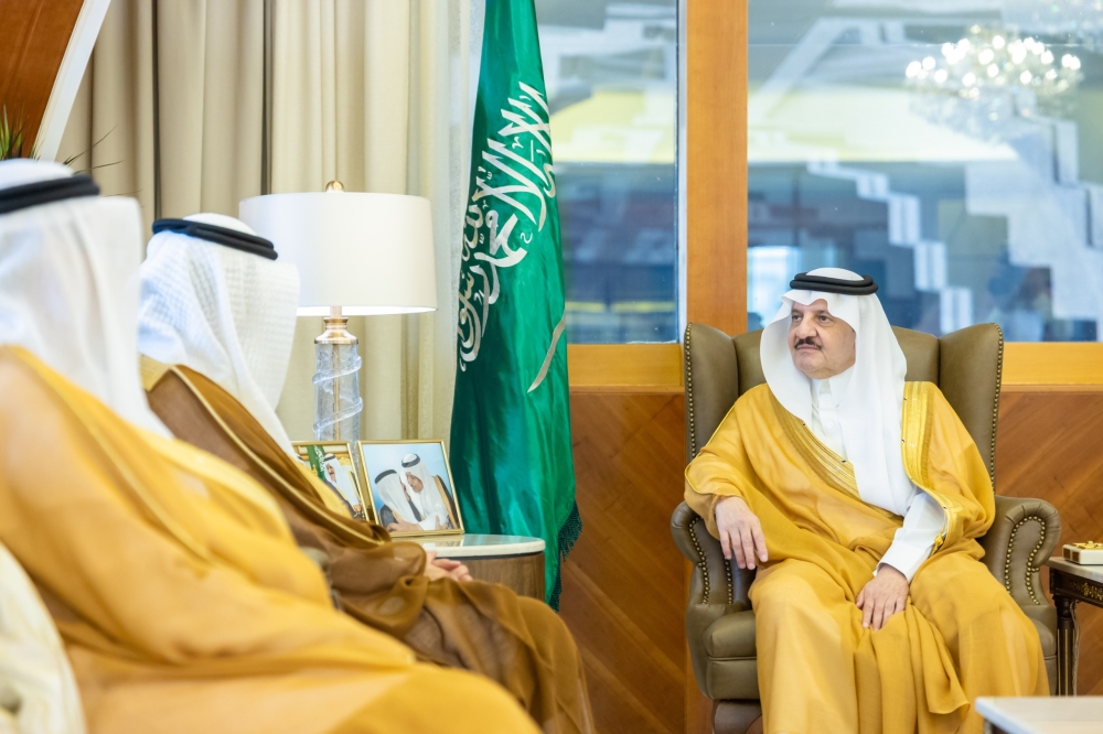 أمير-الشرقية-يستقبل-وزير-البلديات-والإسكان