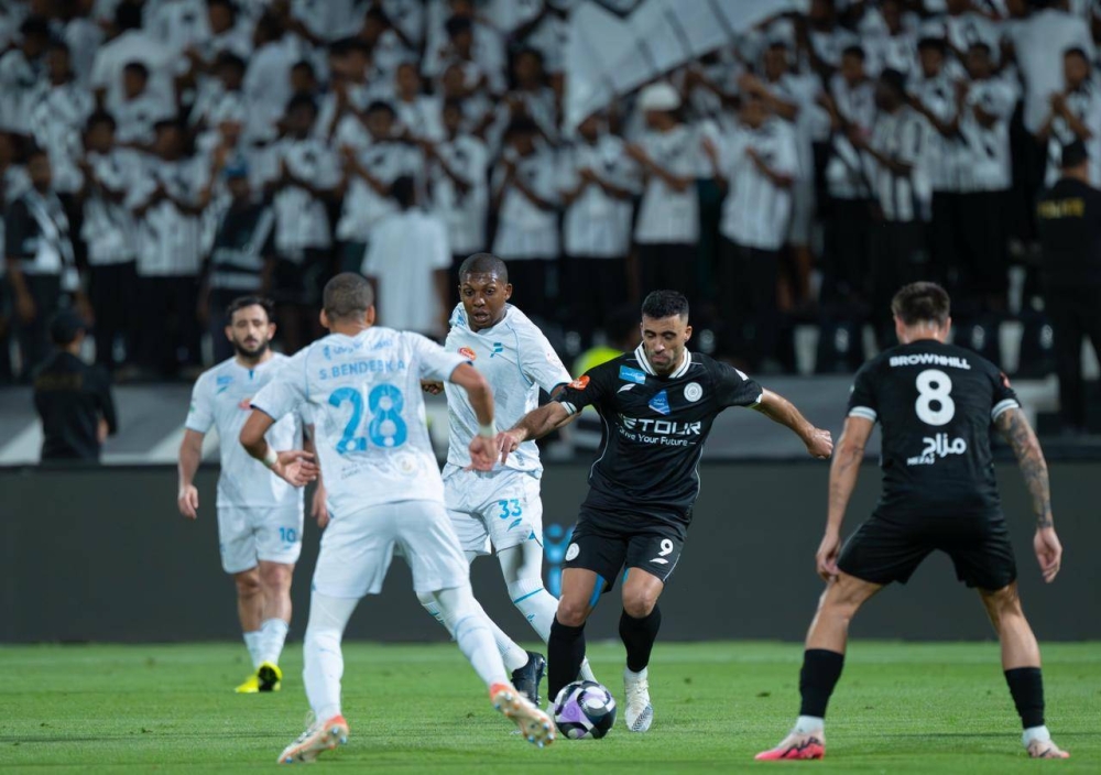 الليث-والنموذجي-قمة-الإحباط