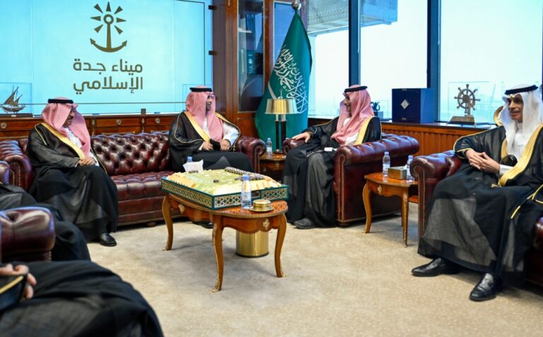 “النقل”-بمجلس-الشورى-تطلع-على-أبرز-خطط-التطوير-بميناء-جدة-الإسلامي