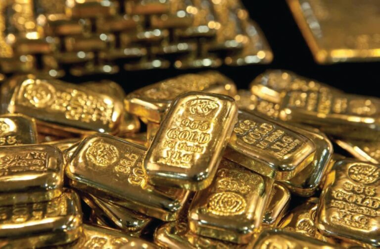 الذهب-يتجه-إلى-ثاني-انخفاض-شهري-في-أبريل-بخسائر-2.2%
