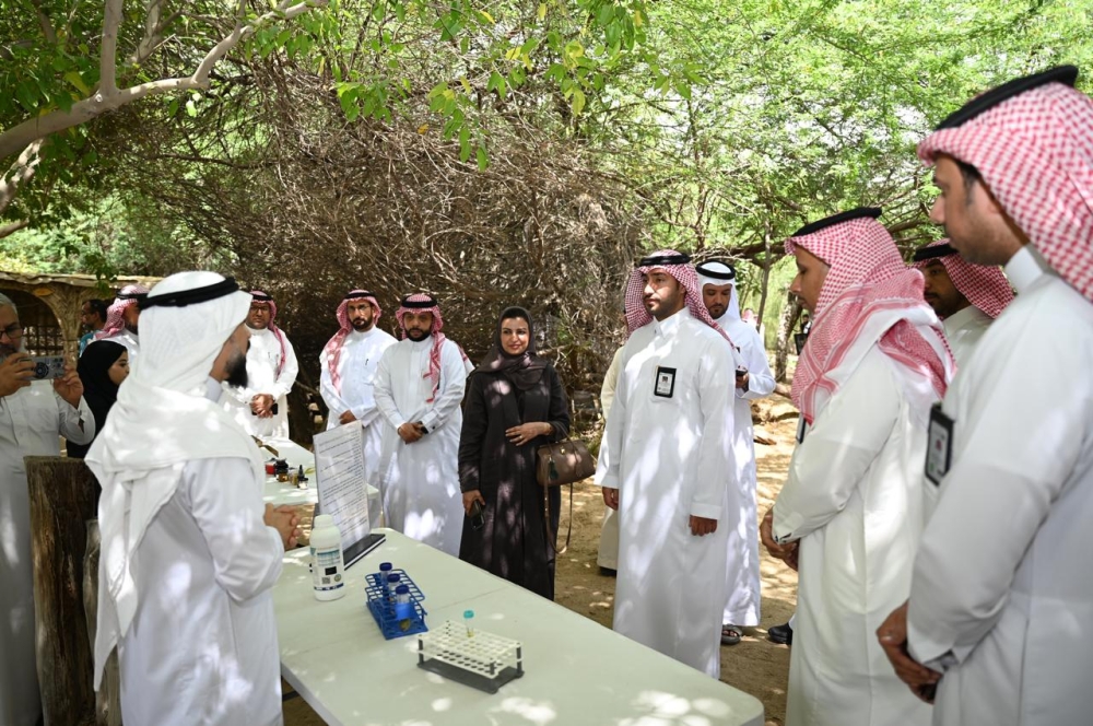 قيادات الشرقية ترسم ملامح الاستدامة البيئية من المزرعة النموذجية بالقطيف