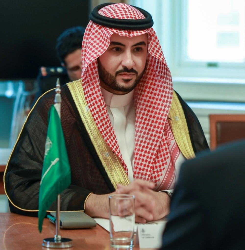 وزير-الدفاع-يبحث-العلاقات-الثنائية-والتطورات-في-المنطقة-مع-نظيره-السويدي