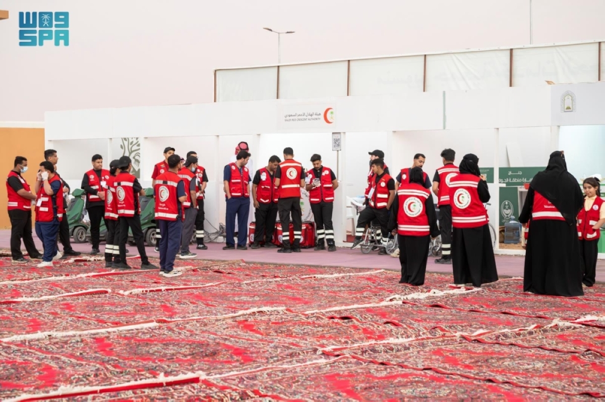 متطوعو-الجوف-يرسمون-مشاهد-إنسانية-في-خدمة-ضيوف-الرحمن