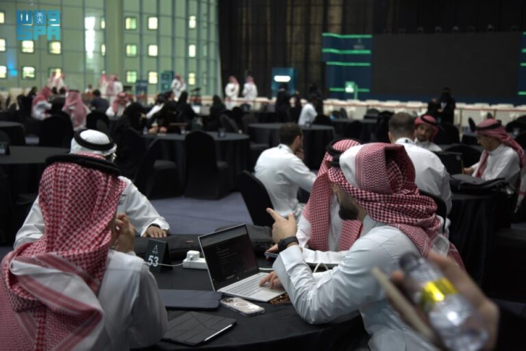 «إيجنتكثون.-وكلاء-الذكاء-الاصطناعي»-
يجمع-المبدعين-والمبتكرين-في-جامعة-الأمير-سطام