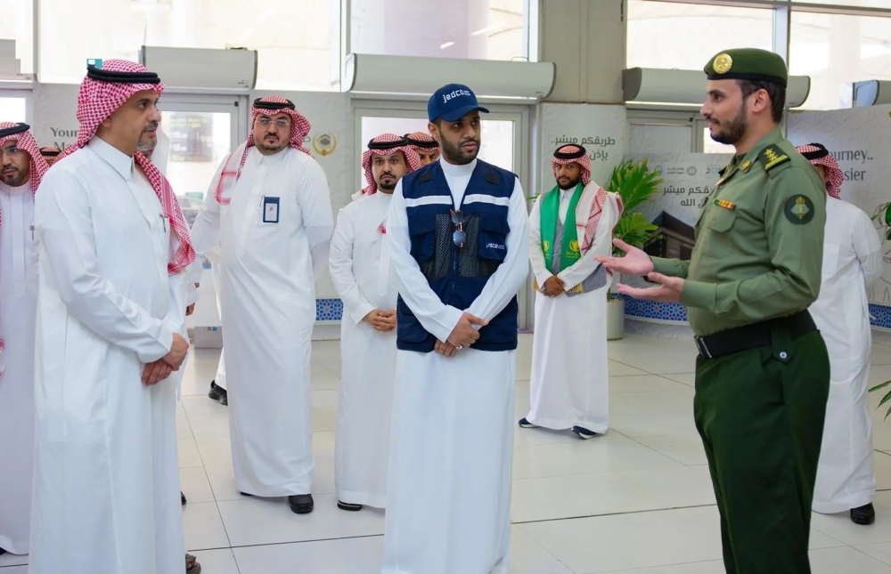 محافظ-الاتصالات-يتأكد-من-استعدادات-البنية-التحتية-الرقمية-لخدمة-الحجاج
